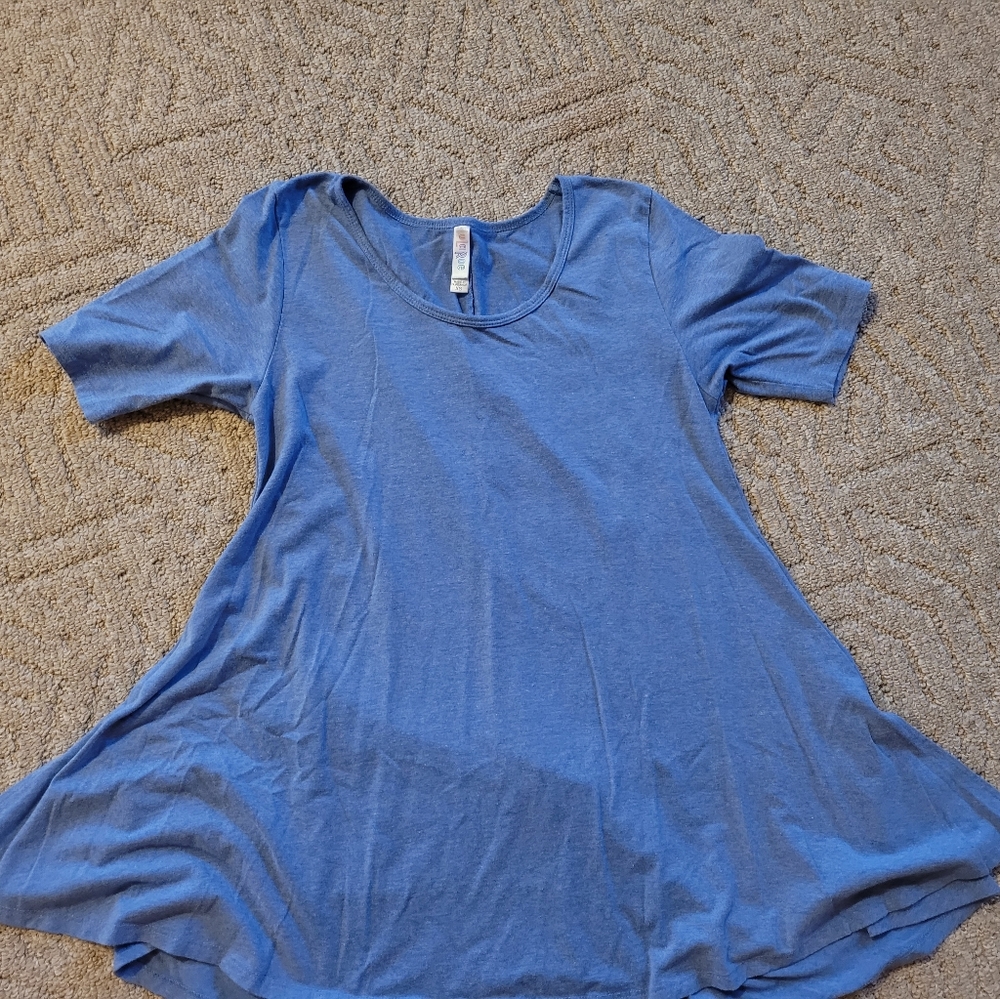 Lula Roe Perfect T Size XS